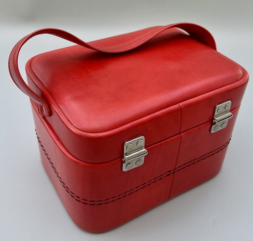 Vintage red cosmetic bag / beauty case – 60s / 70s