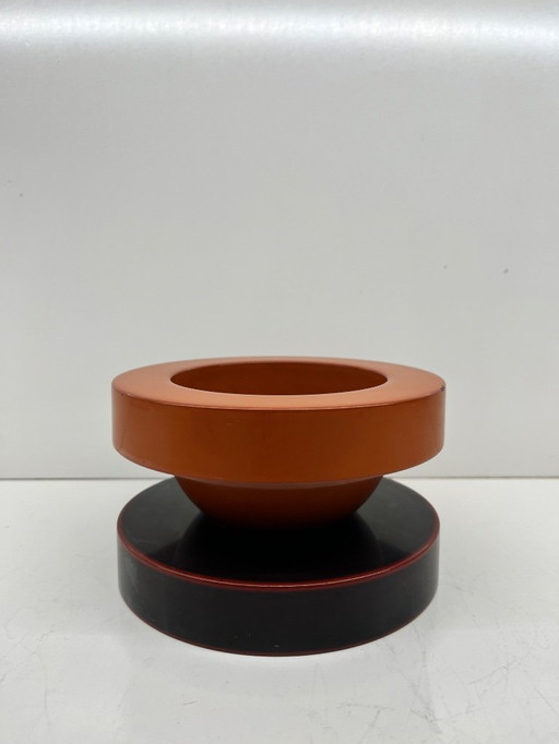 Ettore Sottsass – Compotier – Marutomi – Basilico – Rot und braun lackiertes Harz – italienisches Design