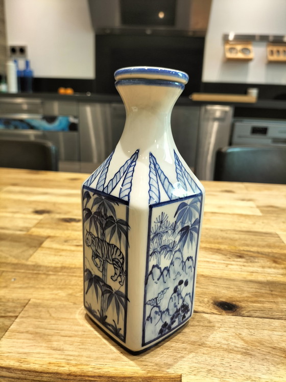 Image 1 of Bouteille à tabac céramique asiatique 