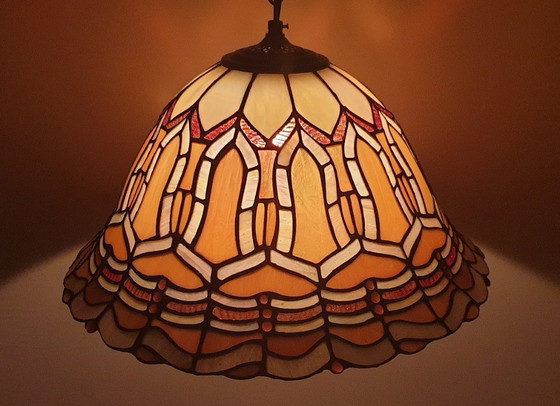 Grande lampada a sospensione in vetro colorato/Tiffany, Belgio – Massive, Lampade a sospensione, Glass (photo 15 of 35)