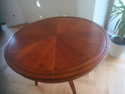 Cherrywood table with radial opening, Jupe type