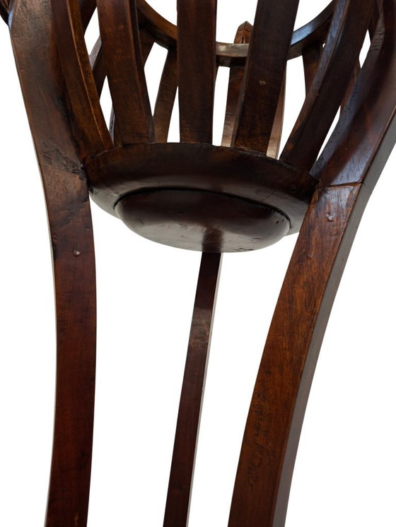 Image 1 of Élégant porte-pot de fleurs vintage en bois de cerisier