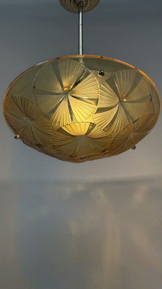 Image 1 of Hubens & Degué ceiling lamp chandelier Art Deco amber colored glass