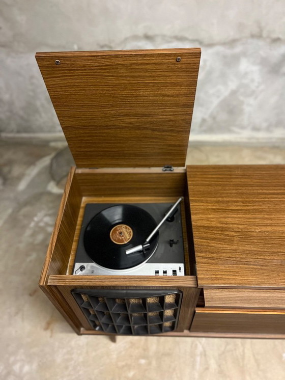 Image 1 of Prachtige vintage radio / vinyl kast