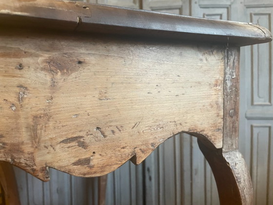 Table d'appoint Louis XV en bois de cerisier français – Tables d'appoint, Brass, Wood (photo 11 of 19)