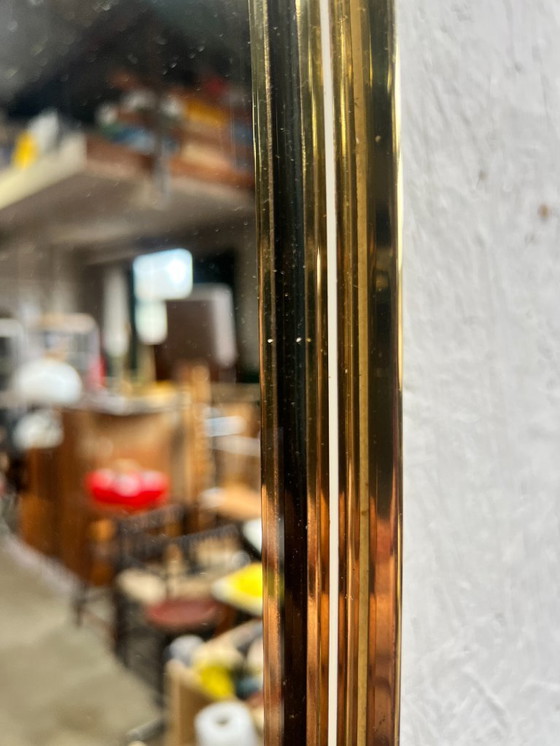 Image 1 of Specchio vintage di grandi dimensioni, con cornice dorata, anni '60.