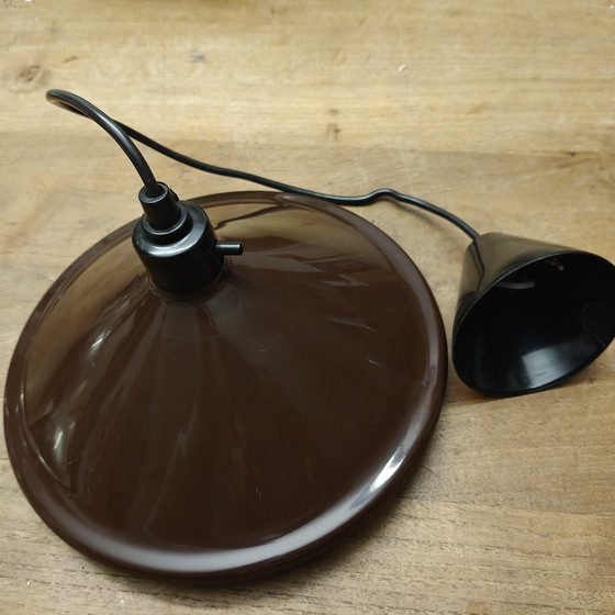 Image 1 of Lampada a sospensione in smalto marrone in stile danese degli anni '70