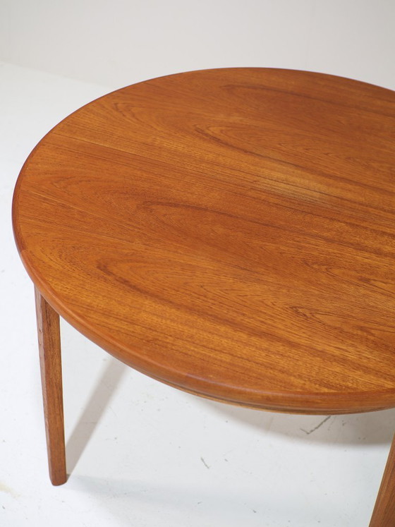 Image 1 of Uitschuifbare ronde eettafel Skovby Møbelfabrik teak Deens vintage