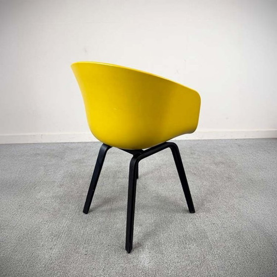 Image 1 of Silla de cubo Hay Aac 22