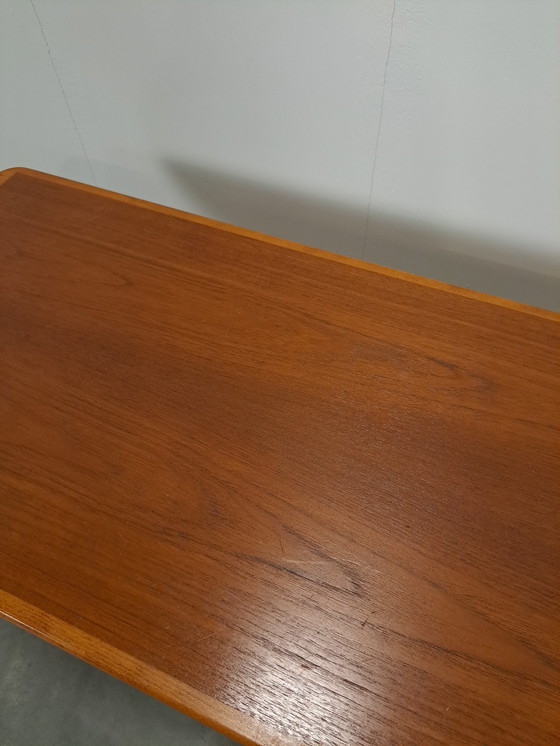 Image 1 of Table basse en placage de Suède Vintage