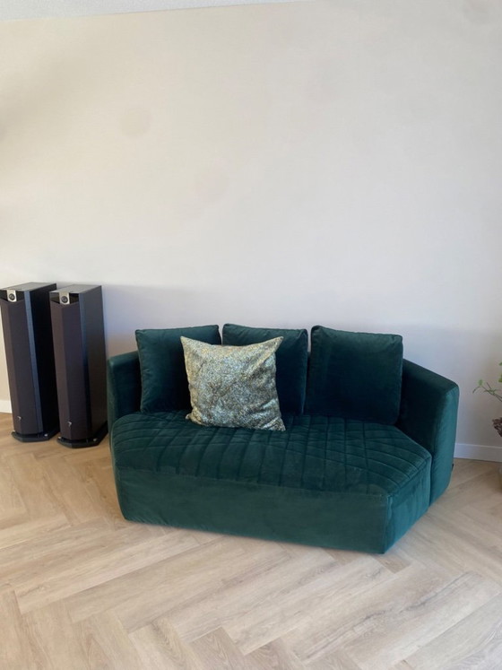 Image 1 of Sofá Bonaldo Peanut B Design – Terciopelo verde – Diseño italiano