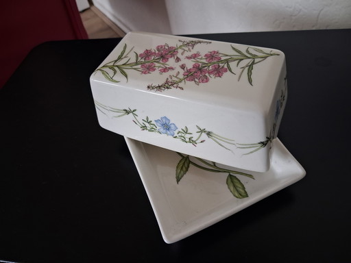 Portmeirion The Queens hidden garden, botervloot