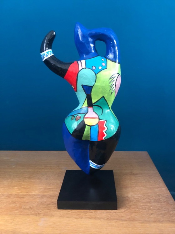 Statuetta ispirata a Nana Niki de Saint Phalle – Sculture, Carta, Legno (photo 4 of 5)