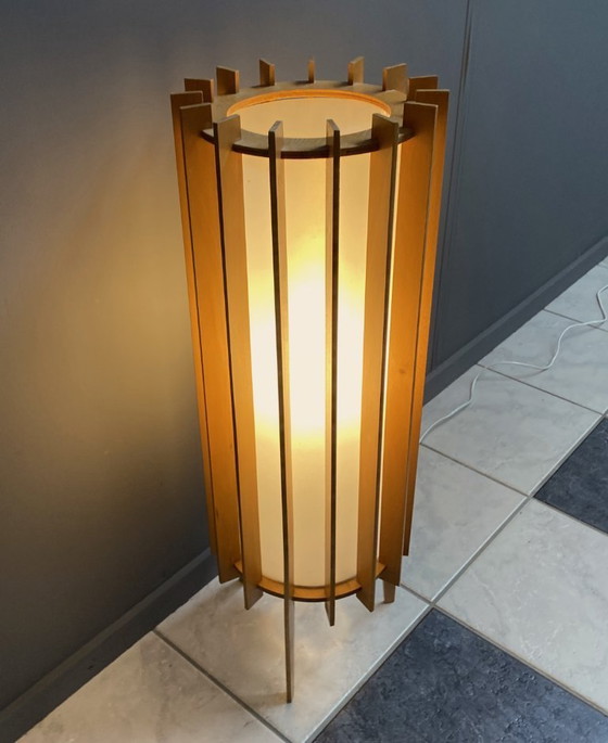 Image 1 of Lampada da tavolo in legno anni '60 Ib Fabiansen