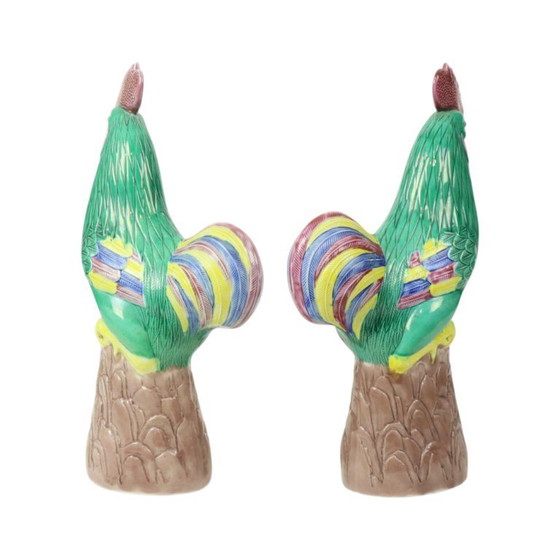 Image 1 of Coq en porcelaine polychrome émaillée