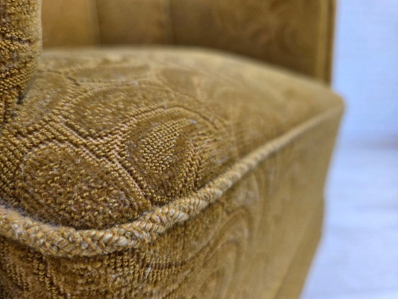 Image 1 of Fauteuil relax danois des années 1950, laine d'ameublement vert clair, bois de chêne.