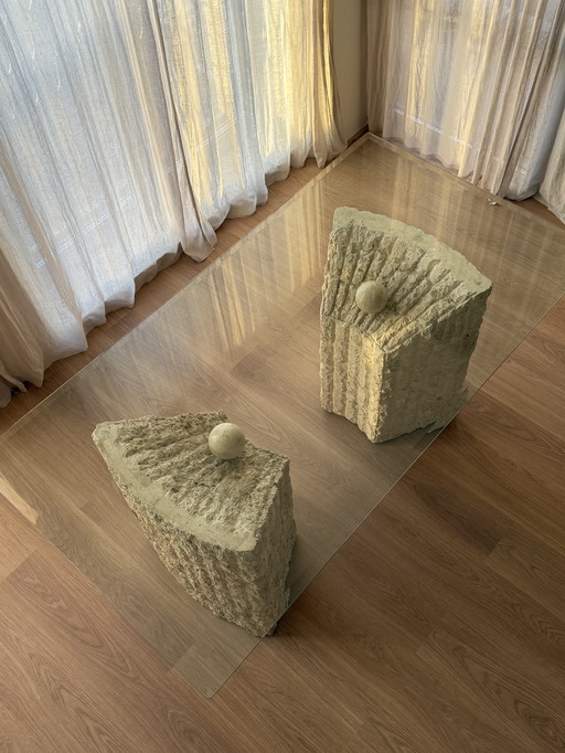 Table de salle à manger vintage en pierre de Mactan par Magnussen Ponte