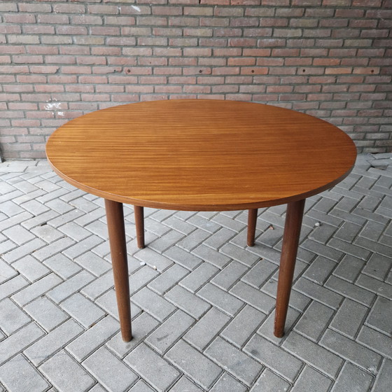 Image 1 of Vintage Ronde Eettafel Jaren 60