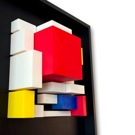 Anklänge an Mondrian – Studio Mihai Enescu, Wanddekoration, Wood, Plastic (photo 5 of 13)
