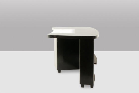 Image 1 of Nierenförmiger Art-Deco-Schreibtisch aus schwarz lackiertem Holz. 1930er Jahre.