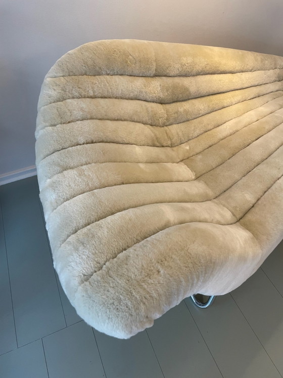 Edle Hans Hartl Soloform Chaiselounge in echtem Schaffell – Eugen Schmidt, Chaise longue, Leder, Stoff (photo 3 of 8)