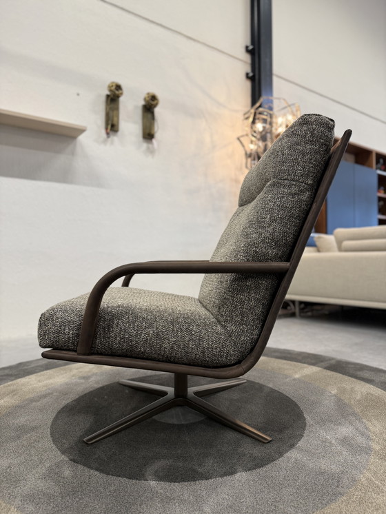 Image 1 of Leolux Kudo Two Fauteuil pivotant State fabric Danza leather