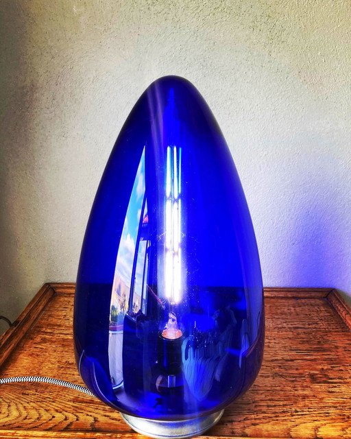 Schöne blaue Deckenlampe