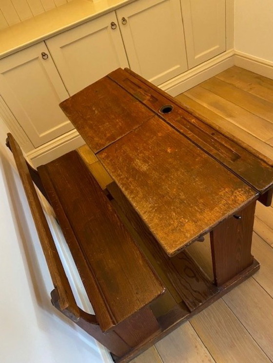Image 1 of pupitre d'écolier ancien
