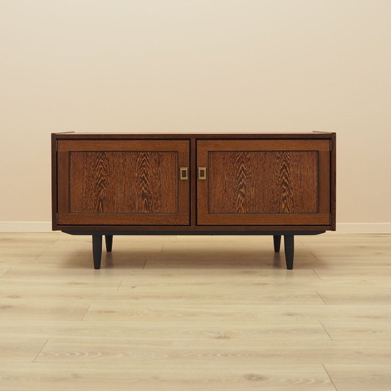 Armadio contenitore danese impiallacciato rovere su gambe angolate, moderno scandinavo anni '70 (photo 2 of 13)
