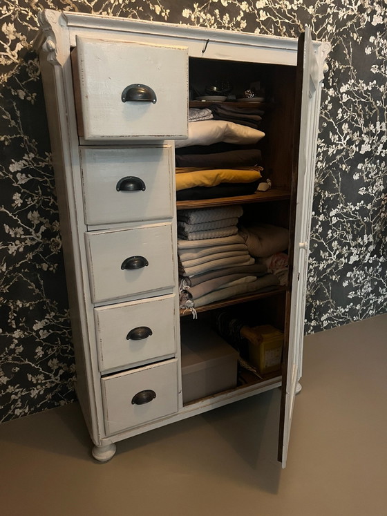 Alter (Brot-)Schrank – Schränke, Metall, Holz (photo 7 of 7)