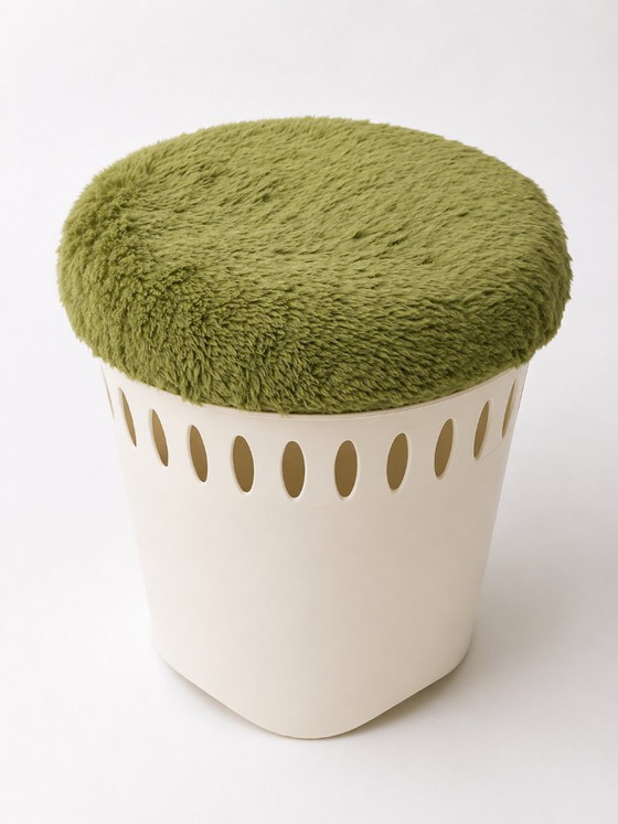 Image 1 of Vintage EMSA Space Age Opbergkruk – 70s Ottoman met Groene Faux Fur – Retro Wasmand & Mid Century Storage Stool