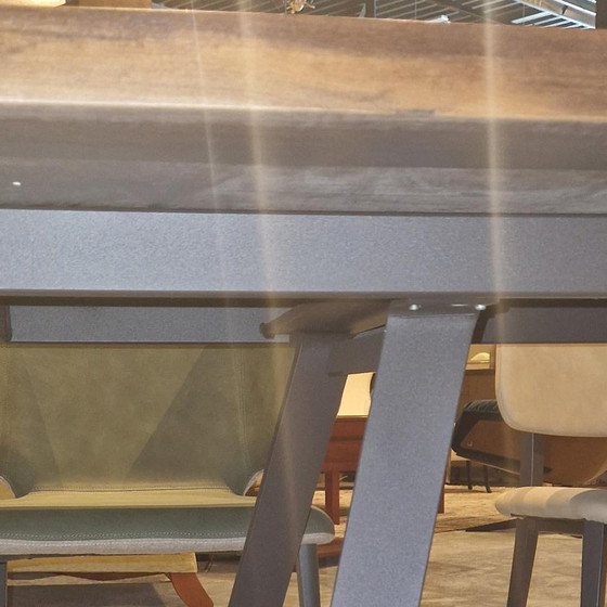 Image 1 of Table de salle à manger MIDJ en noyer - 250x108 avec chaises de salle à manger MIDJ (ensemble de 8)