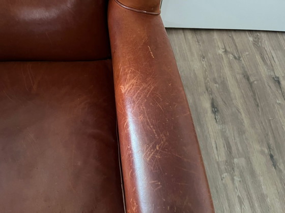 Image 1 of Poltrona con orecchie in pelle