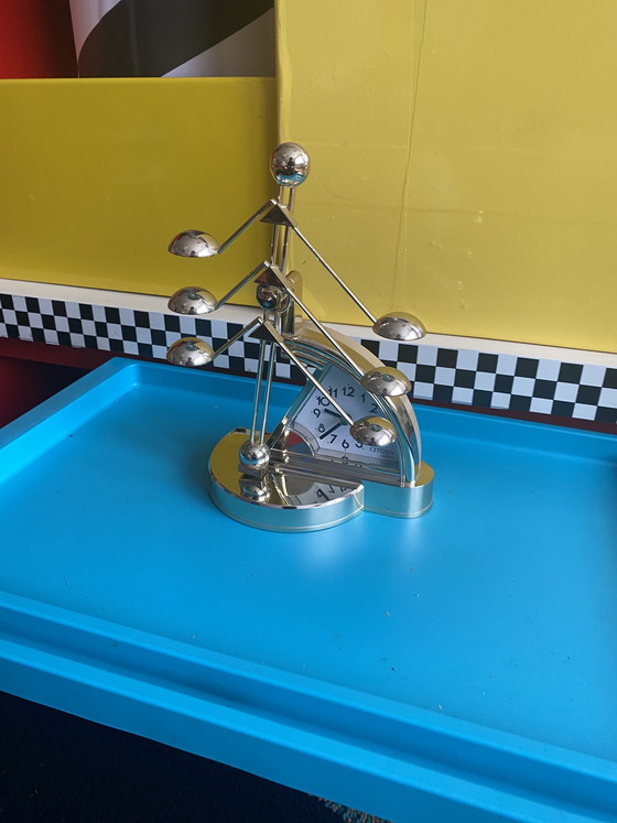 Image 1 of Tischuhren 90‘s Kinetic Design 