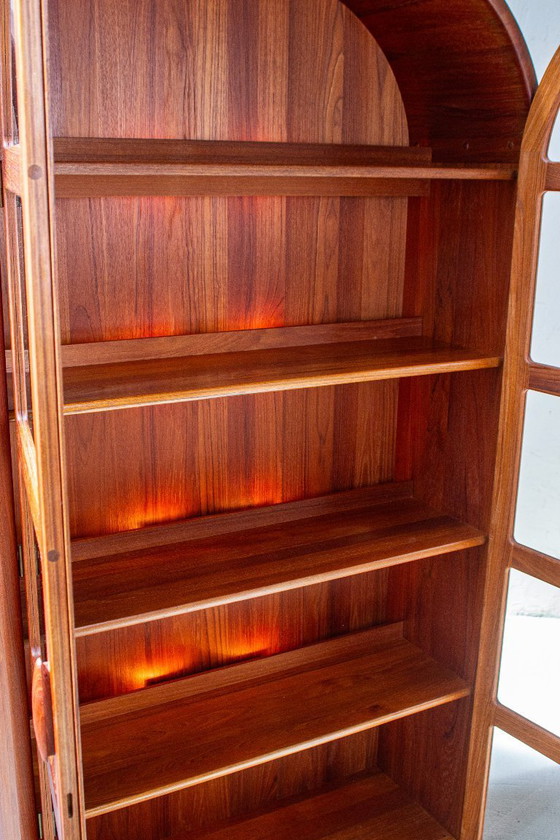 Image 1 of Vintage teakhouten vitrinekast/hoge kast, Dyrlund Deense ladekast, midden 20e eeuw