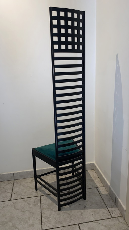 Cassina Hill House Chair designed by Macintosh, including original papers and proof of originality. Slight damage. Never sat on.