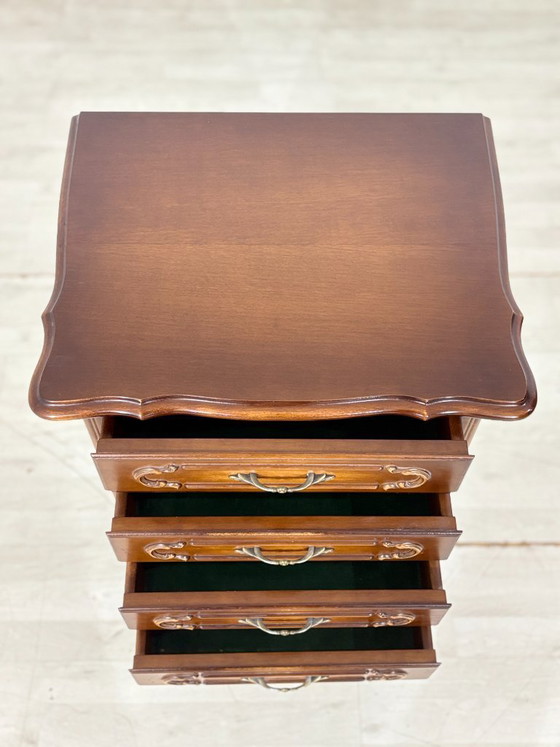 Image 1 of Cassettiera Chippendale / Lavabo vintage / Mobile da soggiorno