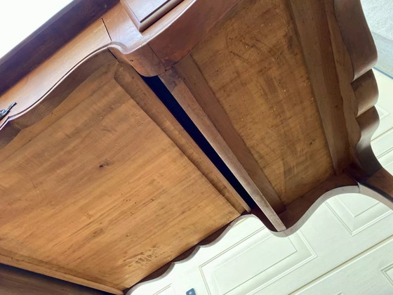 Image 1 of Platte bureau in Louis XV-stijl met 3 lades