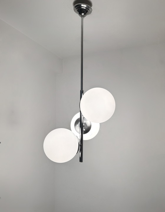 Image 1 of Lampada a sospensione allungata a 3 sfere degli anni '70.