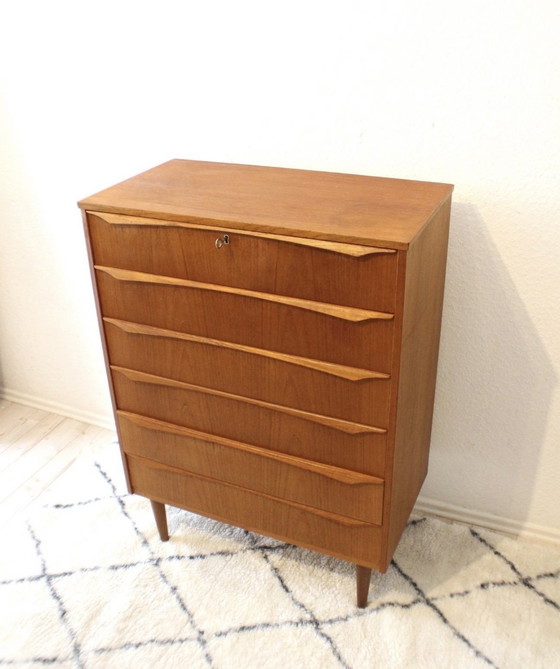 Image 1 of Cómoda de teca