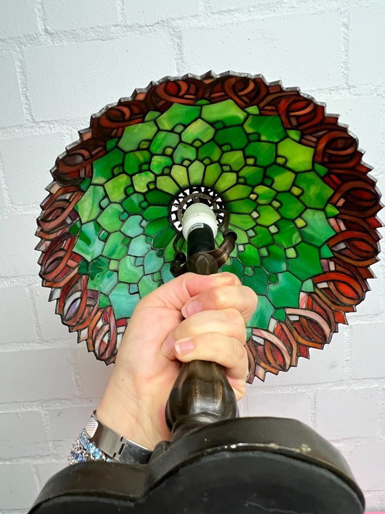 Image 1 of Green leaves Tiffany style Art Nouveau Art Deco table lamp desk living room lamp stained glass