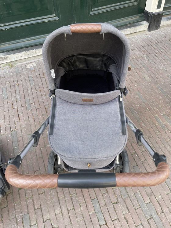 Image 1 of Sehr schöner, eleganter Luxus-Kinderwagen mit Luftreifen