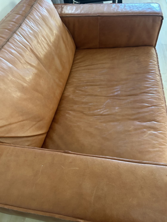 Image 1 of Cognackleurige leren loveseat