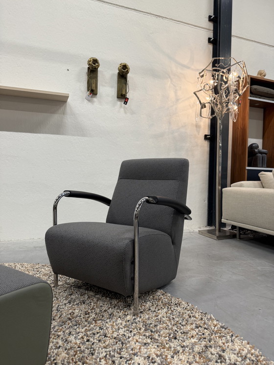 Image 1 of Leolux Scylla Fauteuil Hoge Rug Tiempo stof met poef