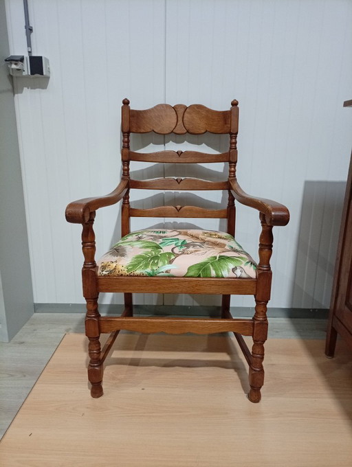 Wooden Armchair With New Upholstery! – fauteuils, Textile