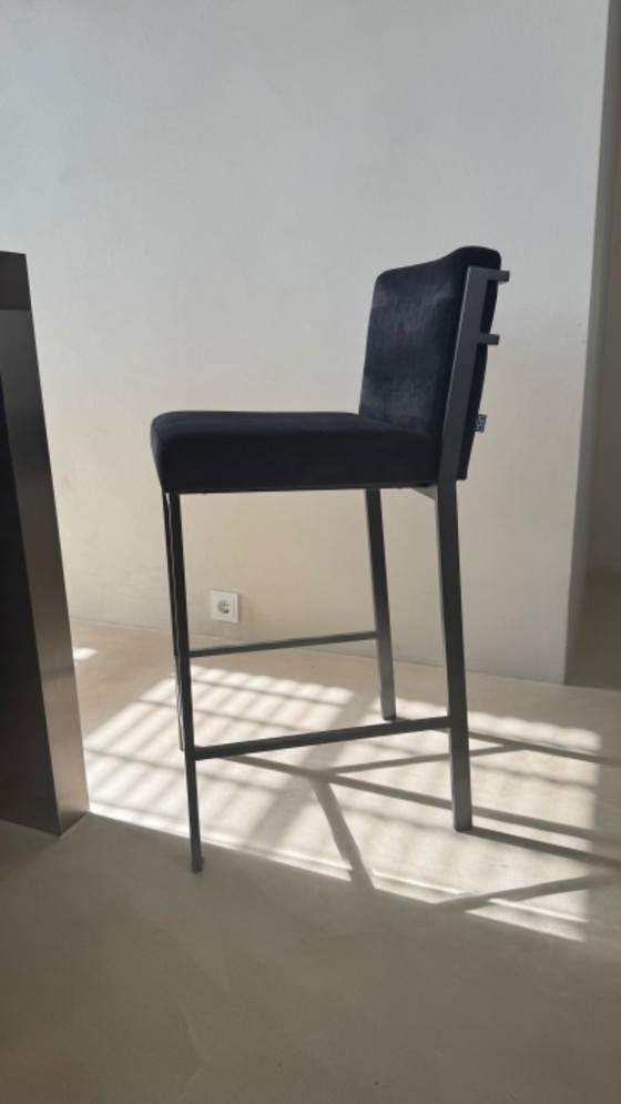 Image 1 of Set di 4 sgabelli da bar Eichholtz Scott neri