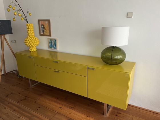 Image 1 of Credenza senza tempo