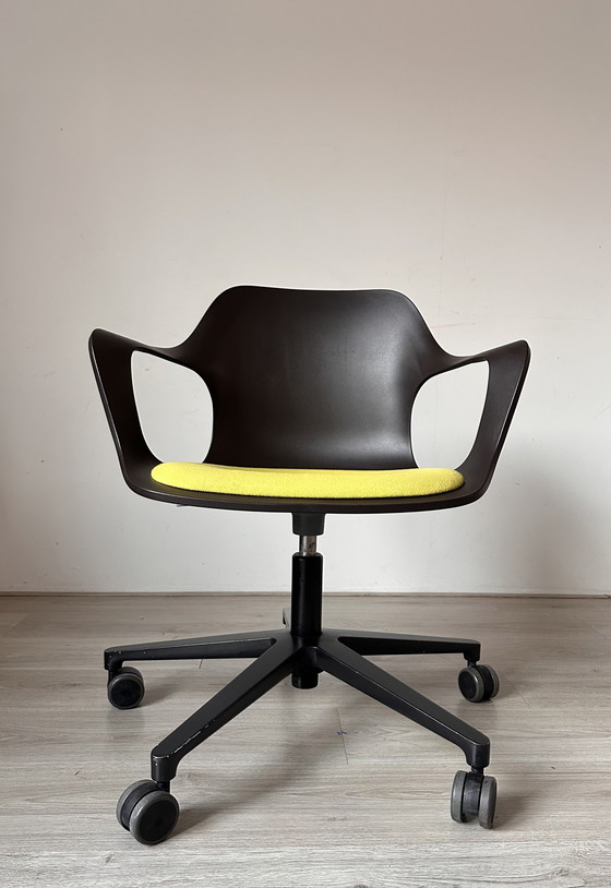 Image 1 of Sedia da ufficio di design Vitra Hal