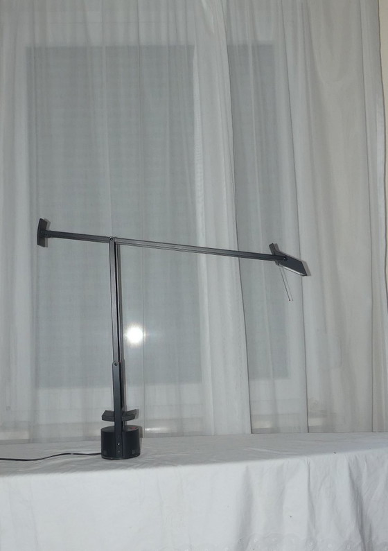 Artemide Tizio 50 Halogen Richard Zapper uk4aeb – Lámparas de escritorio, Plastic, Aluminium, Vintage (photo 2 of 13)