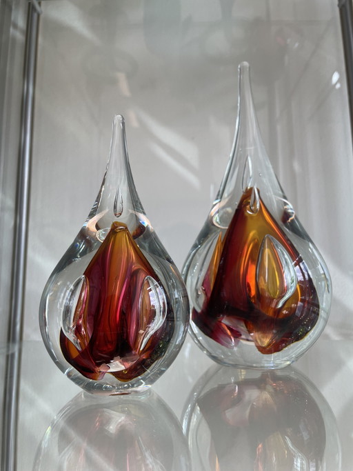 Ozzaro Studio-Kunstglas „Regentropfen“, signiertes orange-rotes Kristall aus Böhmen